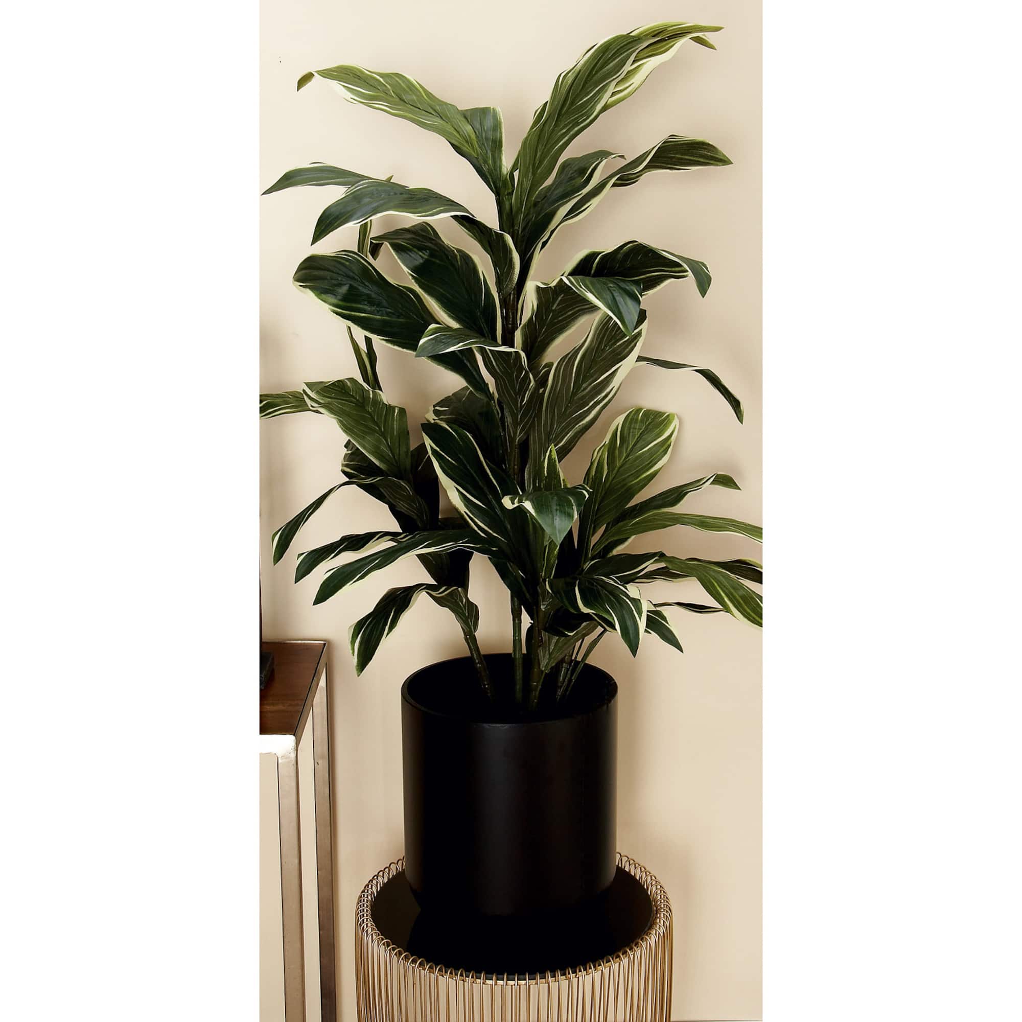 3.8ft. Black Metal Modern Planter